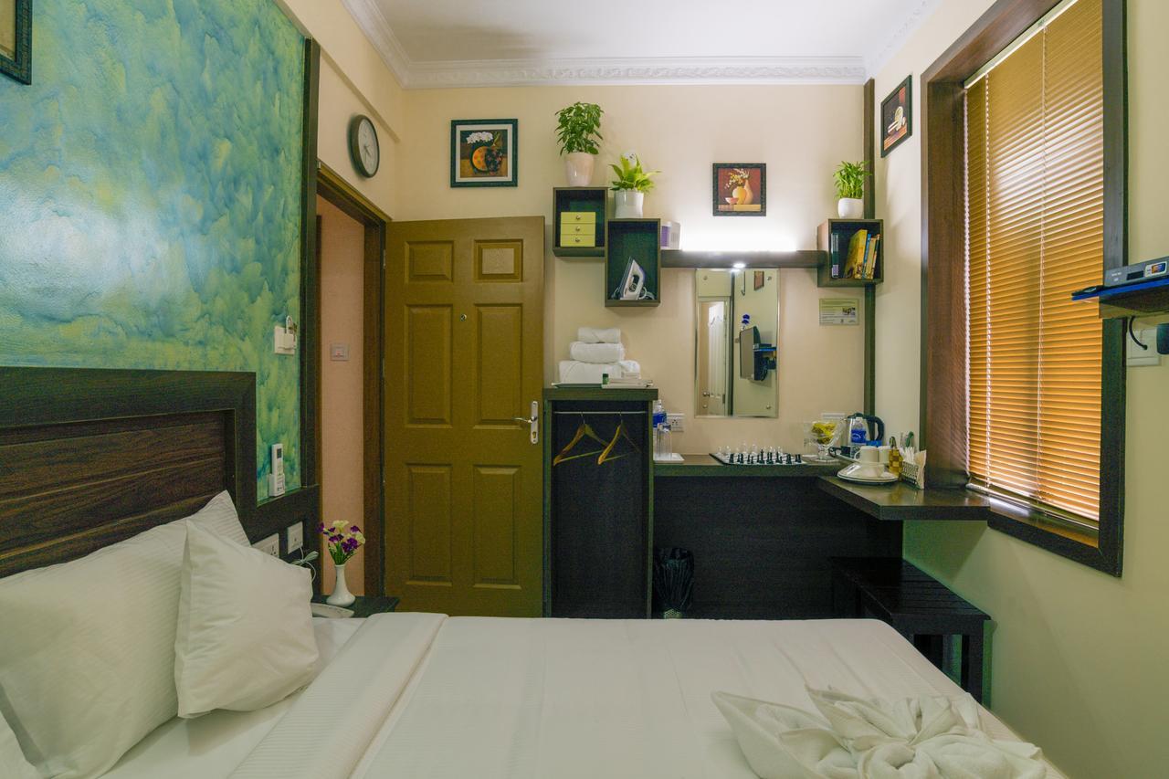Blue Bell Cochin Airport Hotel Недумбассери Экстерьер фото
