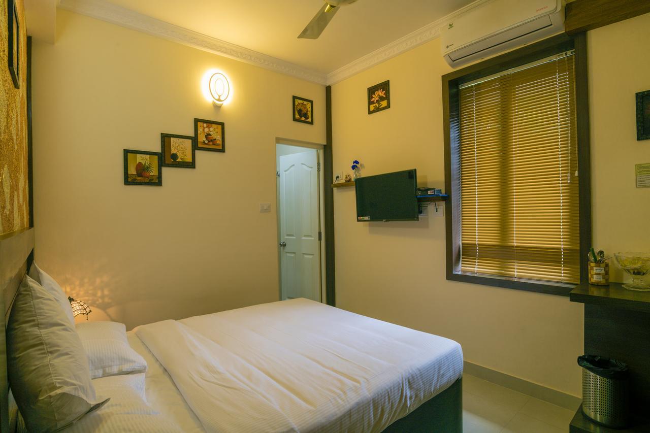 Blue Bell Cochin Airport Hotel Недумбассери Экстерьер фото