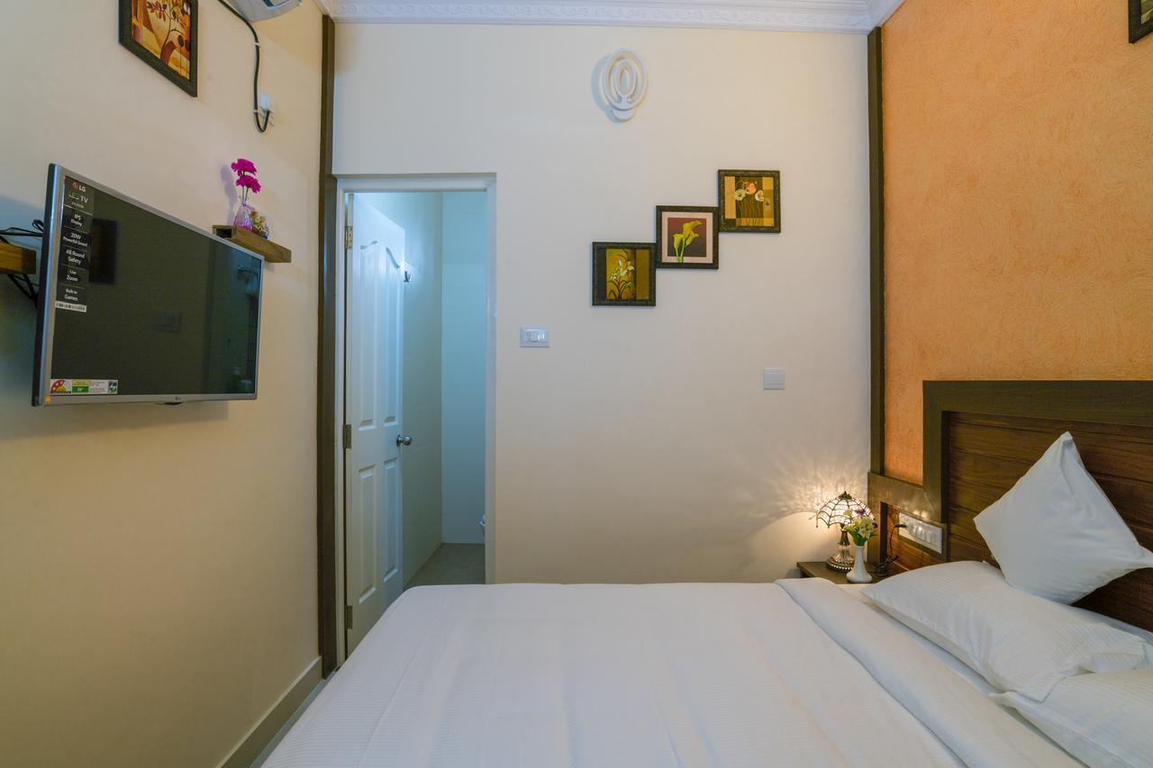 Blue Bell Cochin Airport Hotel Недумбассери Экстерьер фото