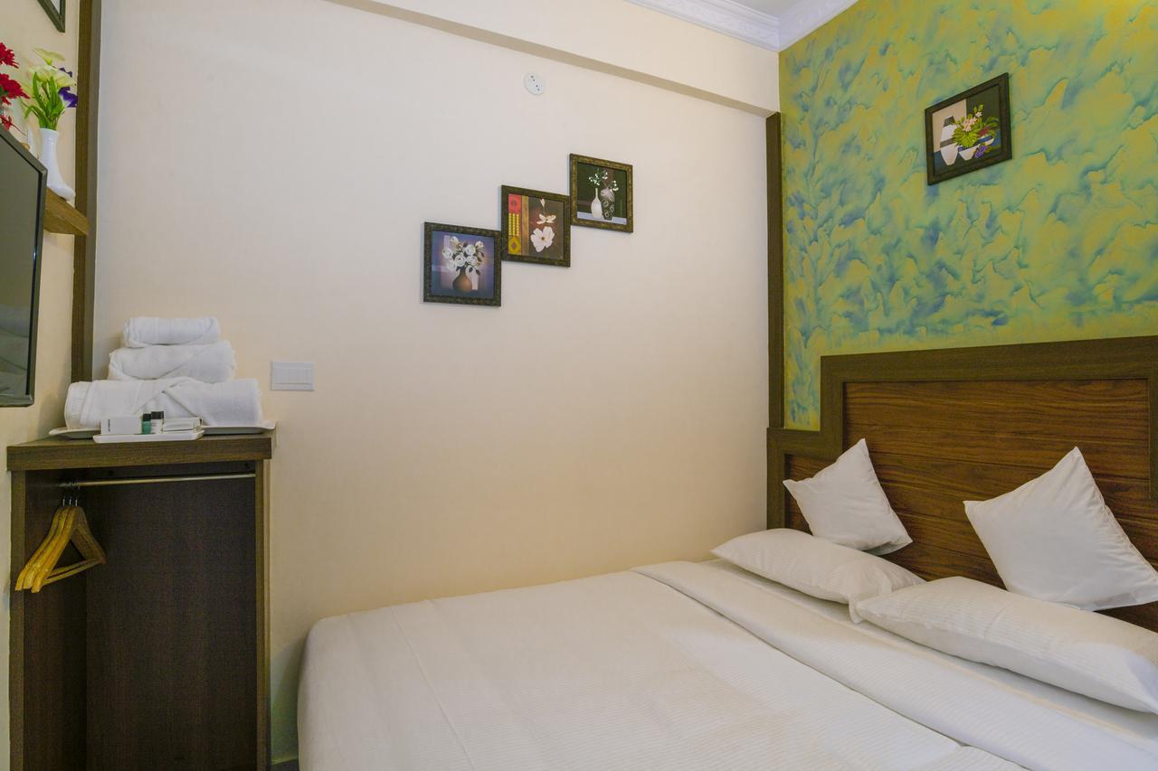 Blue Bell Cochin Airport Hotel Недумбассери Экстерьер фото