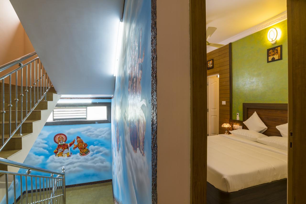 Blue Bell Cochin Airport Hotel Недумбассери Экстерьер фото
